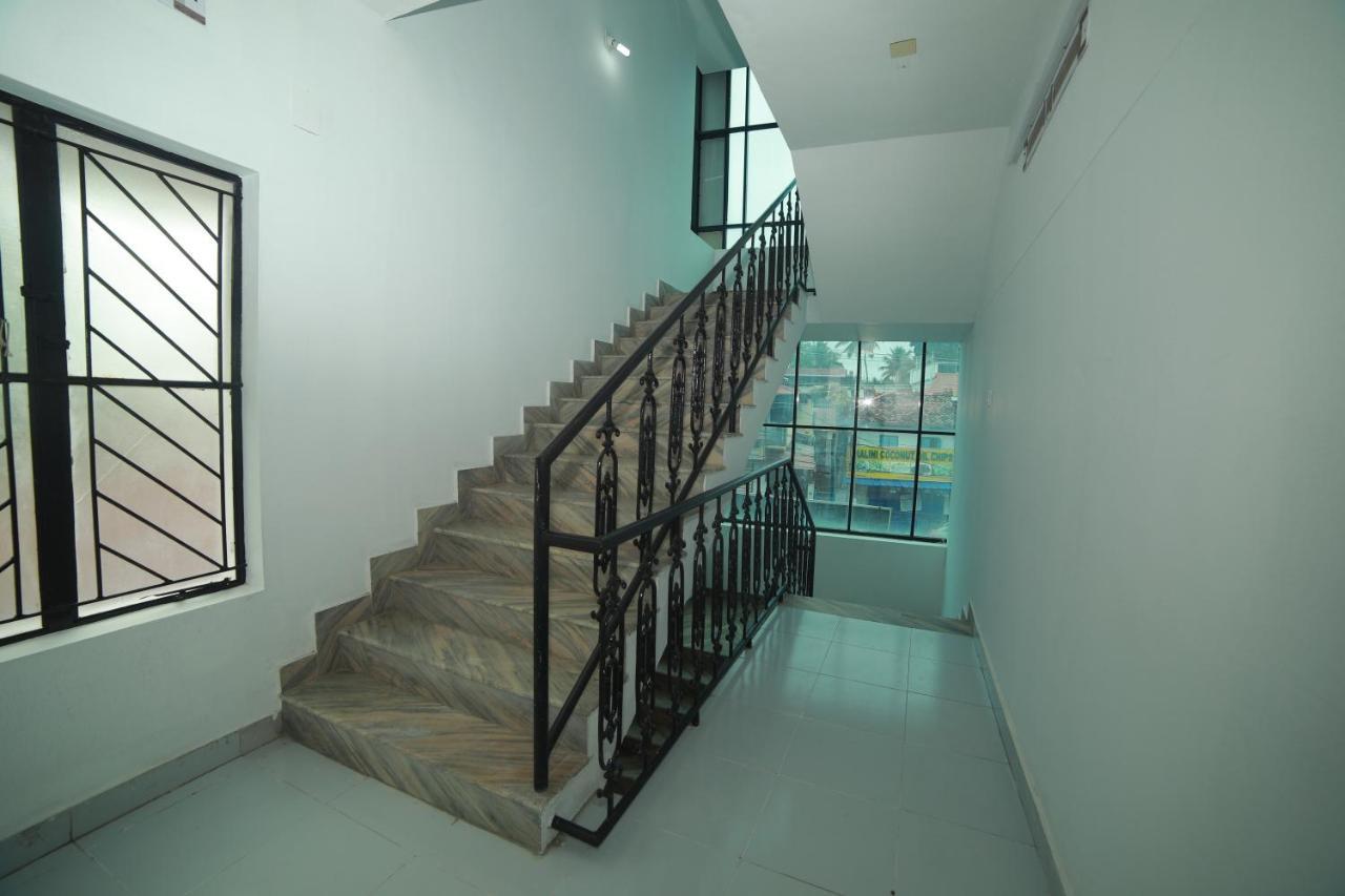 Meghna Residency Otel Thiruvananthapuram Dış mekan fotoğraf